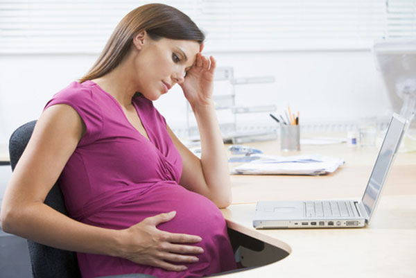 Phụ nữ bị áp xe hậu môn khi mang thai có ảnh hưởng gì không?