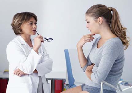 Tại sao nữ giới cần đến gặp bác sĩ khi bị khí hư bất thường